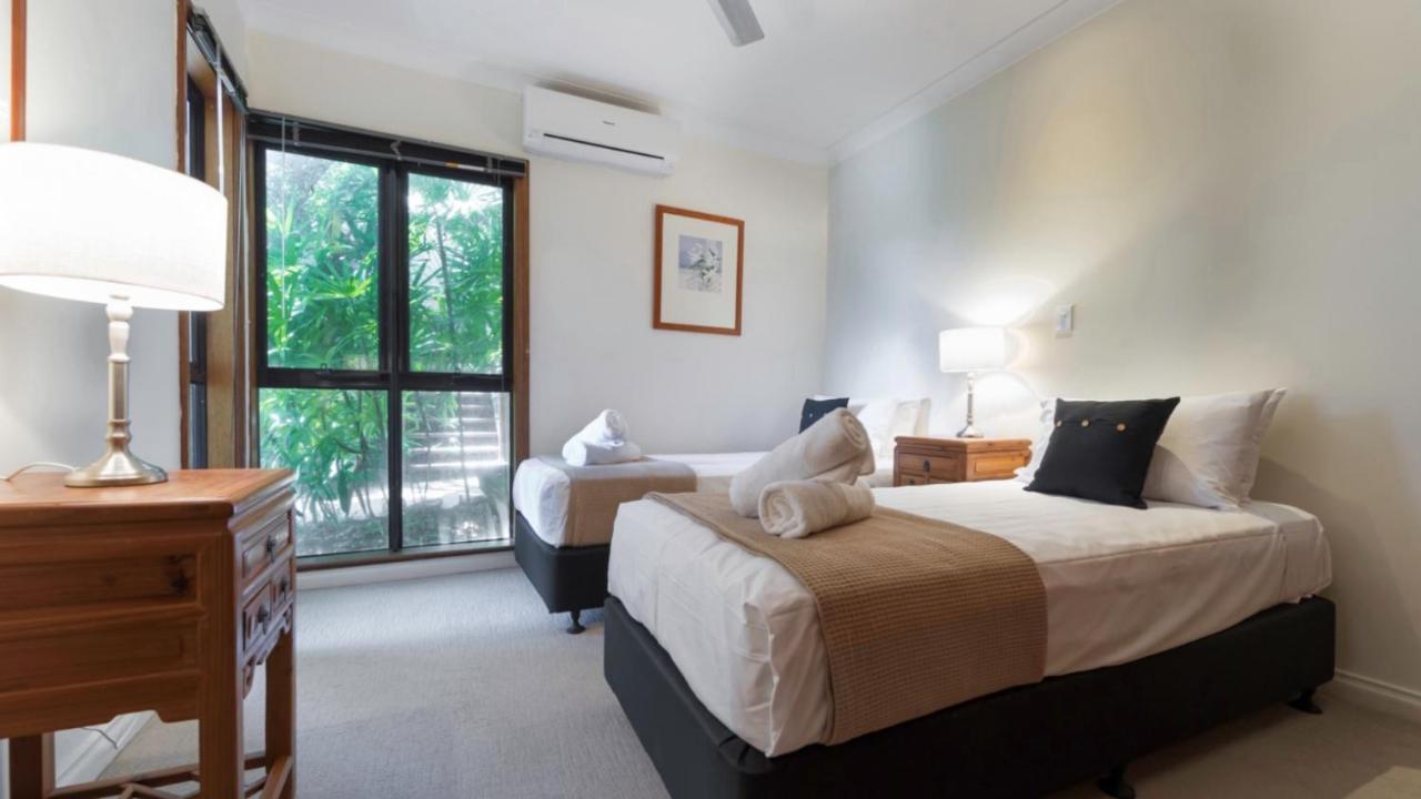 5 The Point Apartments Port Douglas Ngoại thất bức ảnh